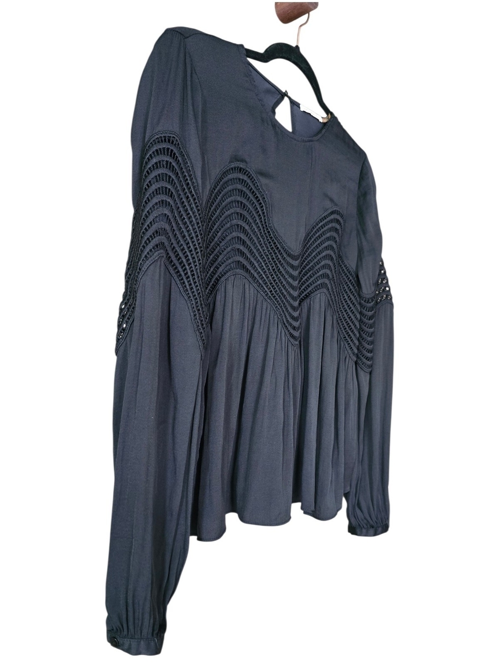 Mustard Seed Black Scoop Neck Blouse with‎ Gentle Gather - Picture 5 of 10